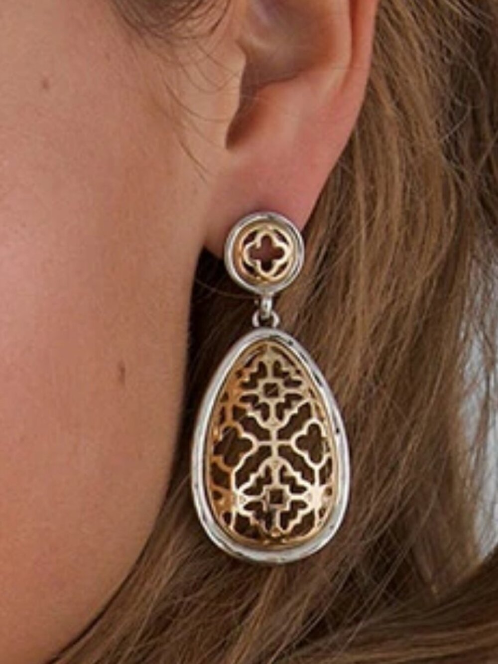 WHBM GORGEOUS! Goldtone + Silvertone Drop Earrings FILIGREE Mixed Metal Two Tone - Picture 5 of 5